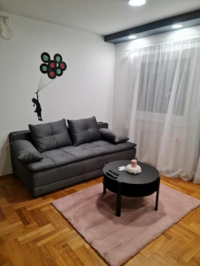 Apartman Vinyl - self chek-in